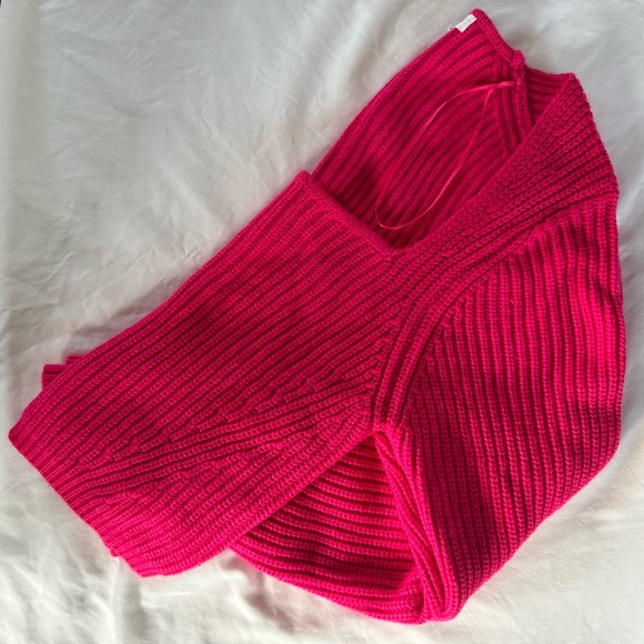Steve Madden NWOT Cropped Knit Sweater, Bright Pink, Women’s Small - Picture 9 of 9